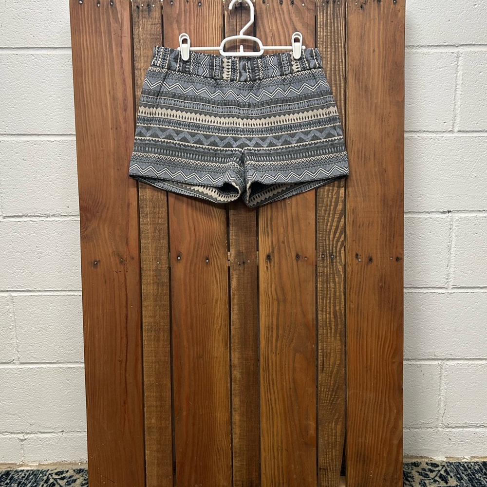 J. Crew Patterned Women's Shorts size 4 - Picture 2 of 7